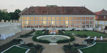 Hochzeit - Geeignet für: Geburtstagsfeier - Tomášov - Die Orangerie des Schloss Hof in Niederösterreich
 - Schloss Hof