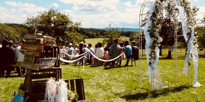 Hochzeit - Art der Location: im Freien - Donauraum - Eine Gartenhochzeit im Mirli in Tullnerbach. - Mirli