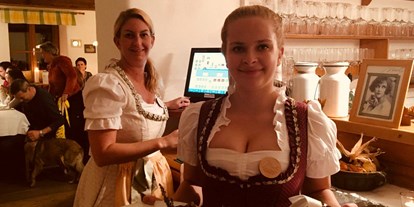 Hochzeit - Art der Location: Gasthaus - Niederösterreich - Köstlichkeiten soweit das Auge reicht. - Mirli