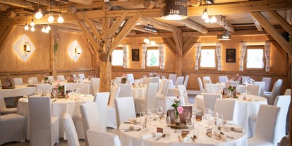 Hochzeit - Art der Location: Scheune - eine Kombination aus Altholz und Moderne - Rieglergut