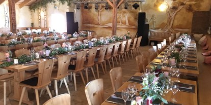 Hochzeit - Art der Location: Restaurant - Schwäbische Alb - Gasthaus Neuhaus