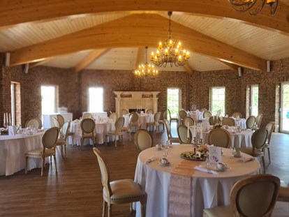 Hochzeit - Art der Location: Restaurant - Bützow - Haus Wildrose