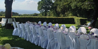 Hochzeit - Art der Location: Hotel - Niederösterreich - Gartenhochzeit und Tafel im kleinen Rahmen - Berghotel Tulbingerkogel