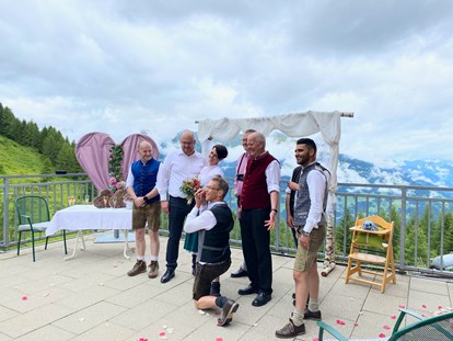 Hochzeit - Tirol - Panoramablick nach der Trauung - Berghotel Gerlosstein