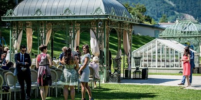 Hochzeit - Art der Location: Schloss - Klostertal - Feiern Sie Ihre Hochzeit im Gartenpavillion auf Schloss Wartholz in Reichenau an der Rax (NÖ).
Foto © weddingreport.at - Schloss Wartholz