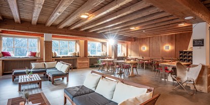 Hochzeit - Art der Location: Restaurant - Tirol - Große Stube - Berg'k'hof Kaisertal - Alpine Hideaway
