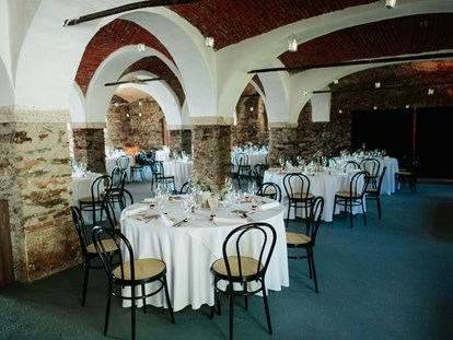 Hochzeit - externes Catering - Treffen (Treffen am Ossiacher See) - Lillis Feststadl