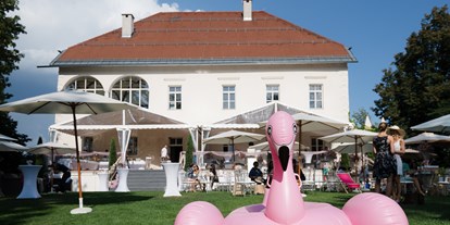 Hochzeit - Garten - Beachparty am Sonntag  - Schloss Maria Loretto am Wörthersee