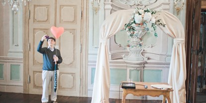 Hochzeit - Slowakei - Heiraten im Schloss Český Krumlov in der Slowakei. Das Schloss bietet eine Vielzahl unterschiedlicher Räume für die perfekte Hochzeit.
Foto © stillandmotionpictures.com - Schloss Krumlov