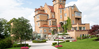 Hochzeit - Art der Location: Schloss - Hof (Tiefgraben) - HOTEL SCHLOSS MÖNCHSTEIN*****s