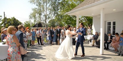 Hochzeit - barrierefreie Location - Weinviertel - Unsere Plaza bietet Platz für den Hochzeitstanz. - Matrimonium Kollnbrunn