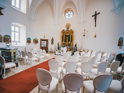 Hochzeit - Art der Location: privates Anwesen - Schloss Walkershofen