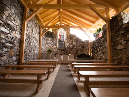 Hochzeit - Kirche - Historische Burg-Kapelle, Burg Landskron
(Renovierung bzw. Revitalisierung im Jahre 2012) - Burg Landskron