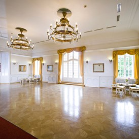 Hochzeit: Ballsaal - Schlosshotel Szidónia