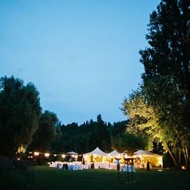 Hochzeit: Heiraten im idyllischen La Finestra Sul Fiume B&B beim Gardasee.
Foto © henrywelischweddings.com - La Finestra Sul Fiume B&B