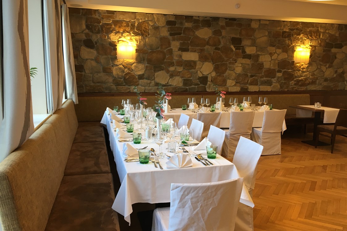 Hochzeit: Kleiner Saal - gedeckt für ca 20 Personen - Donauhof Zwentendorf