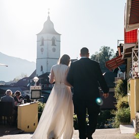 Hochzeit: Die Kirche - immer im Blick von unserer Location und nur 4 Gehminuten entfernt - Paul der Wirt, St. Wolfgang