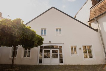 Hochzeit: Hofhaus
