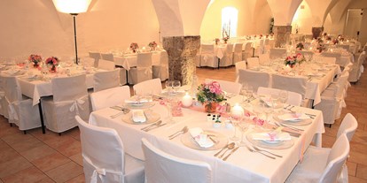 Hochzeit - Geeignet für: Hochzeit - Wattens - Bar, Tanzfläche und Festsaal in einem bis 140 Personen - Schloss Büchsenhausen