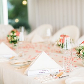 Hochzeit: Tischdekoration Frühling - Hotel Karnerhof