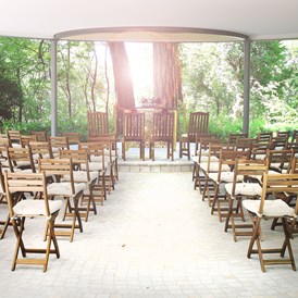 Hochzeit: Trauungen im Waldpavillon  - Schloss Vasoldsberg 