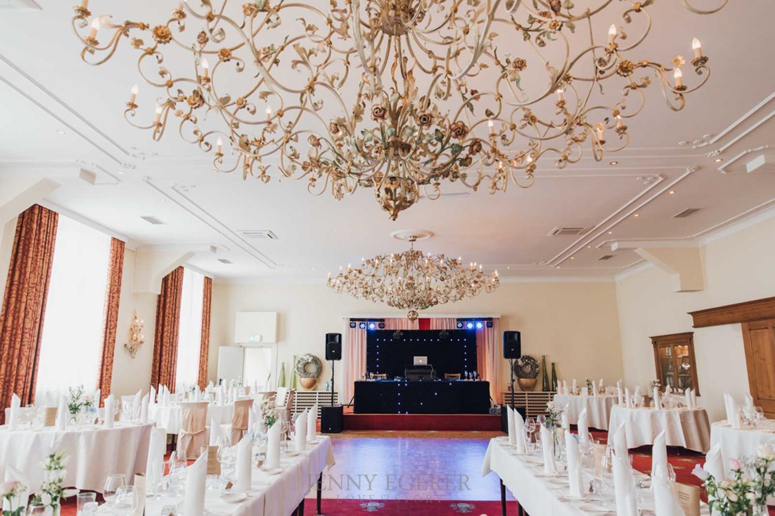 Hochzeit: Der Rosensaal des Hotel & Restaurant DRESEL in Hagen. - Hotel & Restaurant DRESEL
