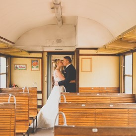 Hochzeit: Heiraten bei der Sauschwänzlebahn