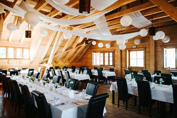 Hochzeit: Der große Festsaal des Restaurant Leiten in Klagenfurt. - Restaurant Leiten am Weingut Karnburg