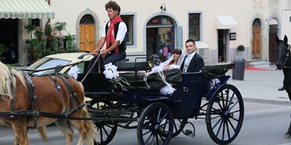 Hochzeit - interne Bewirtung - Italien - Eine wunderschöne Kutschfahrt in der Hochzeitskutsche ist bei uns möglich! - Agriturismo Il Moro