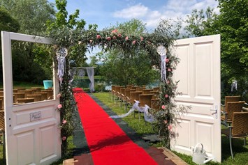 Hochzeit: Wahrscheinlich eine der romantischsten Eventlocation in der ganzen Steiermark. - Flasch City am Freizeitsee