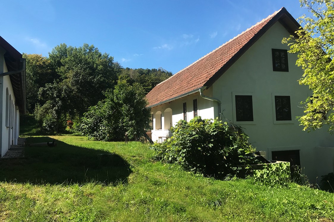 Hochzeit: Haus / Kellerstöckl Südburgenland - Südburgenländisches Bauernhaus mit Scheune in absoluter Alleinlage neu revitalisiert