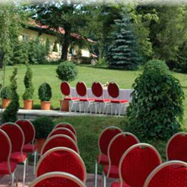 Hochzeit: Standesamtliche /Kirchlichen Trauung im Parkgarten - Hochzeitslocation - Hotel - Eventrestaurant - Pedros