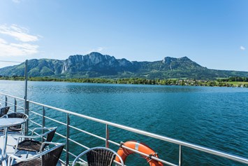 Hochzeit: Traumhaftes Panorama für den schönsten Tag - Mondsee Schifffahrt Hemetsberger