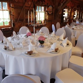 Hochzeit: Land Alm Utzberg