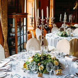 Hochzeit: Die Tischdekoration richtet sich ganz nach den Wünschen des Brautpaares. - Schloss Stülpe