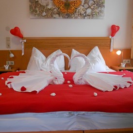 Hochzeit: Wohlfühlzimmer für Ihre Hochzeitsnacht - Naturhotel Schloss Kassegg