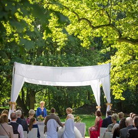 Hochzeit: Schloss - Ziethen - Standesamt im Park - Schloss Ziethen