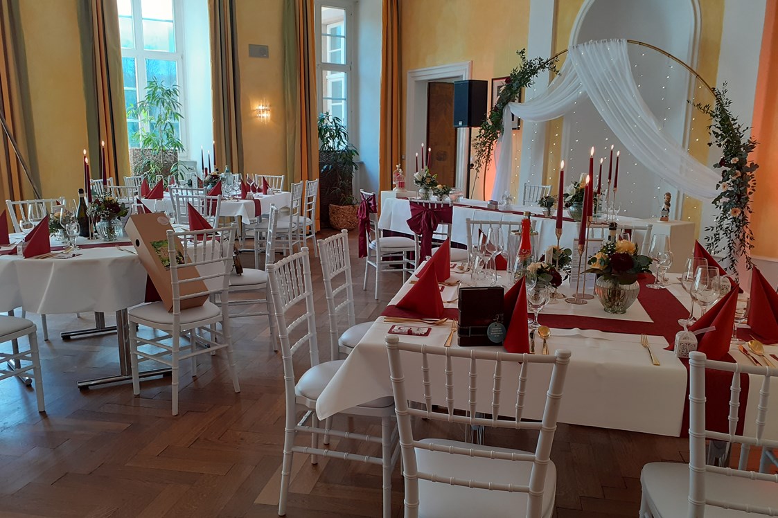 Hochzeit: Schloss Schieder