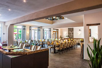 Hochzeit: Restaurant - Landgasthof Winzerscheune in Valwig an der Mosel