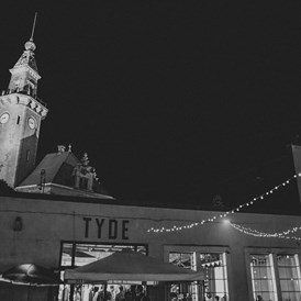 Hochzeit: TYDE Studios