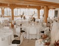 Hochzeit: Unser Saal mit runden Tischen - Kitchen & Soul