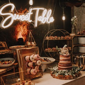Hochzeit: Unser Sweet Table mit Hochzeitstorte - Kitchen & Soul