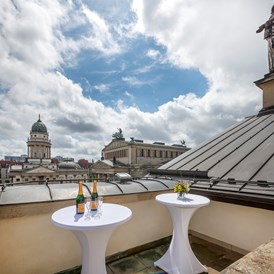 Hochzeit: Terrasse vom Festsaal - Französischer Dom und Restaurant Hugo & Notte