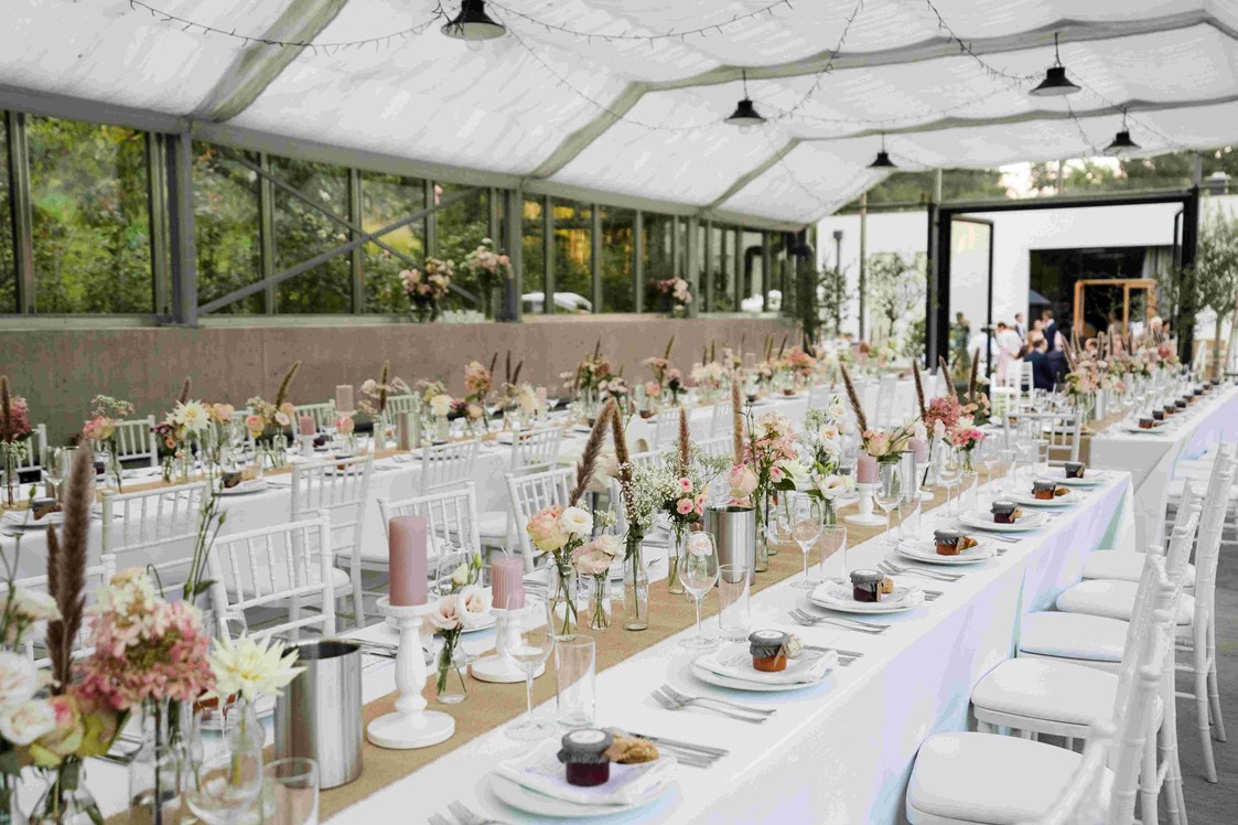 Hochzeit: Tafel im Gewächshaus - Donati Garten