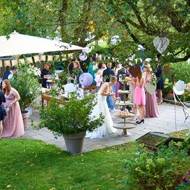 Hochzeit: Hotelgarten  - Relax- & Vitalhotel Adler