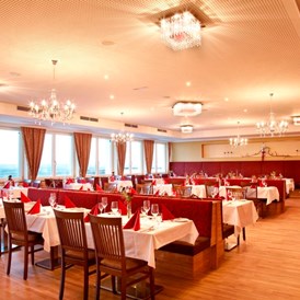 Hochzeit: Großer Saal für 120 Personen - Revita Hotel Kocher