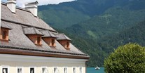 Hochzeit - Umgebung: am See - Salzburg - Das Mozarthaus in St. Gilgen mit Blick auf den Wolfgangsee. - Mozarthaus St. Gilgen am Wolfgangsee