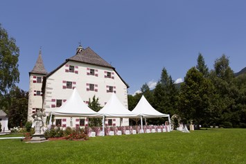 Hochzeit: Zelt für Feiern im Schlosspark - Schloss Prielau Hotel & Restaurants
