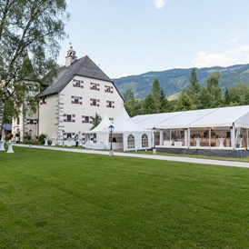 Hochzeit: elegantes Zelt im Schlossgarten - Schloss Prielau Hotel & Restaurants