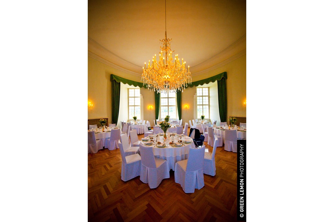Hochzeit: Heiraten im Schloss Schielleiten in der Steiermark.
Foto © greenlemon.at - Schloss Schielleiten